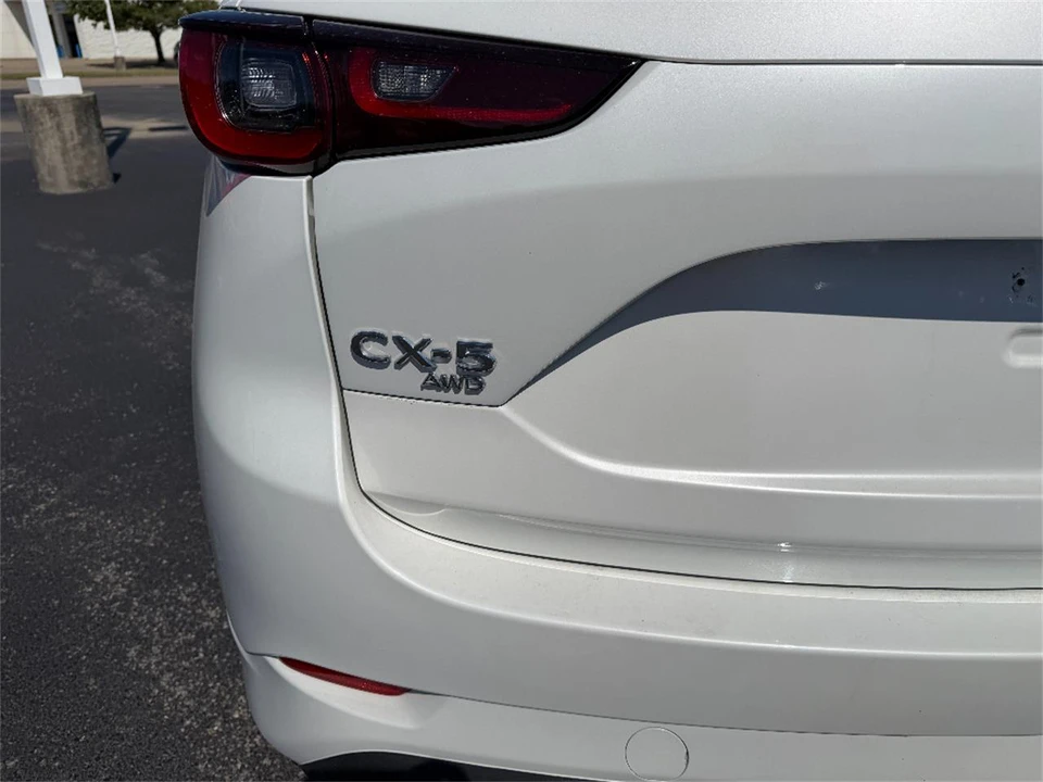 2025 Mazda CX-5 2nd Gen - Image 10 of 31