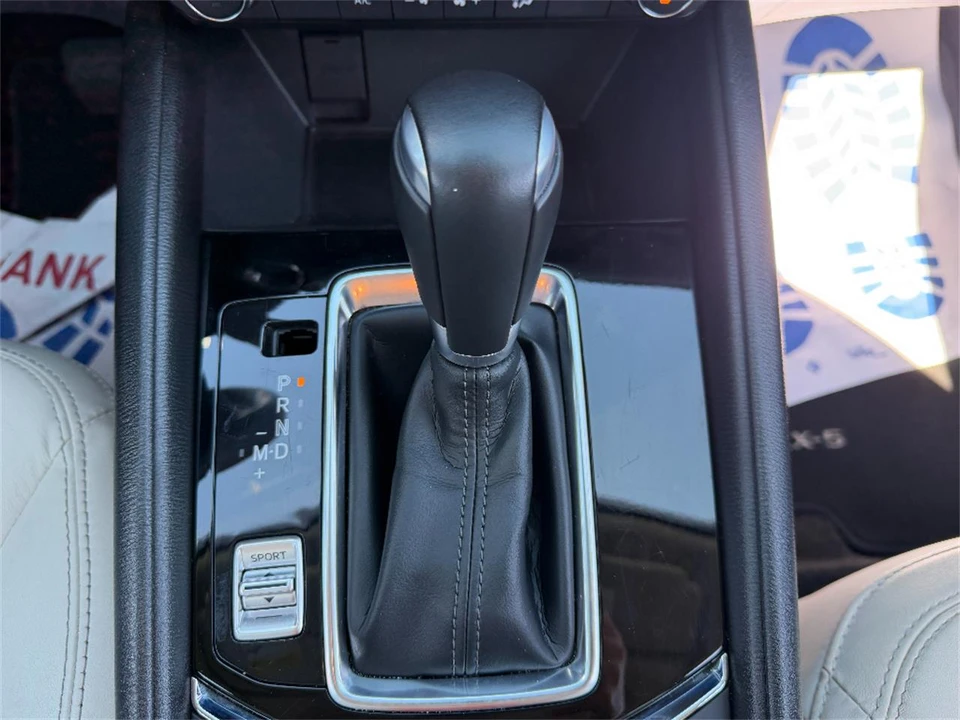 2025 Mazda CX-5 2nd Gen - Image 22 of 31