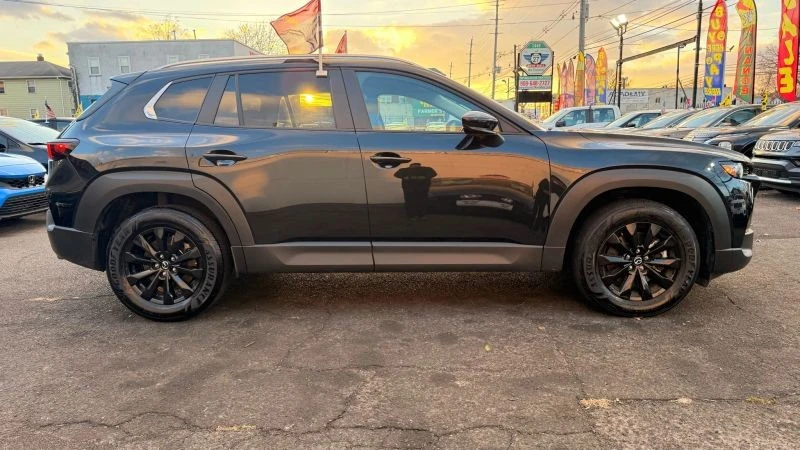 2025 Mazda CX-50 - Image 11 of 12