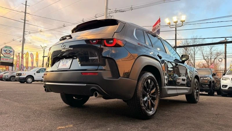 2025 Mazda CX-50 - Image 9 of 12