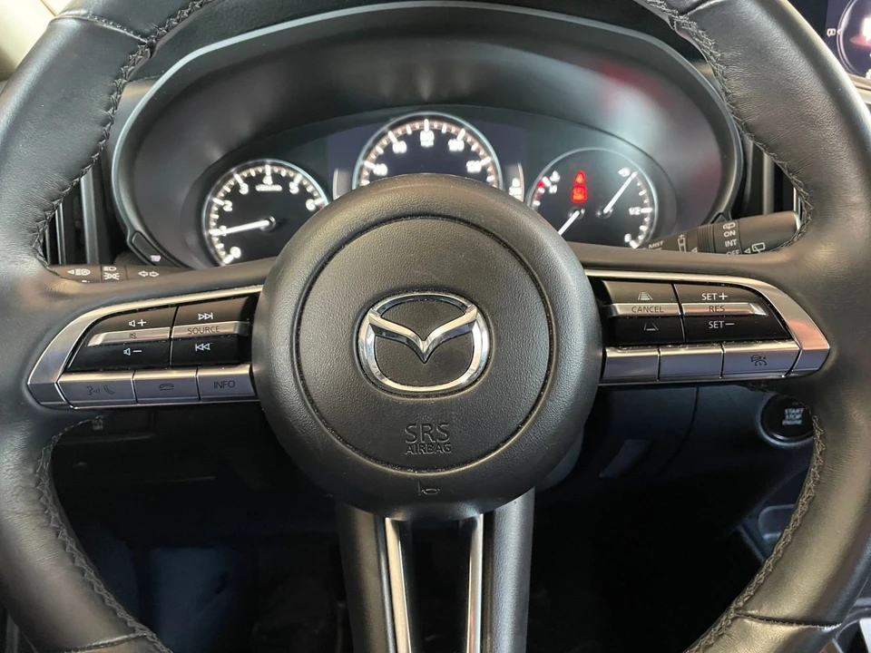 2025 Mazda CX-50 - Image 25 of 31