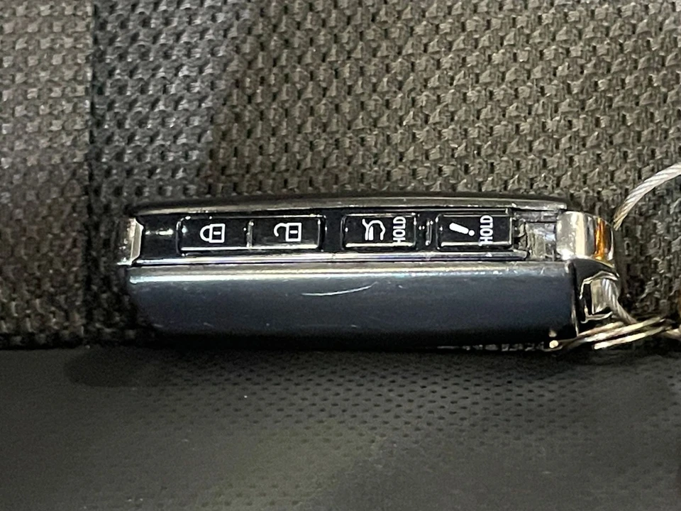 2025 Mazda CX-50 - Image 19 of 31
