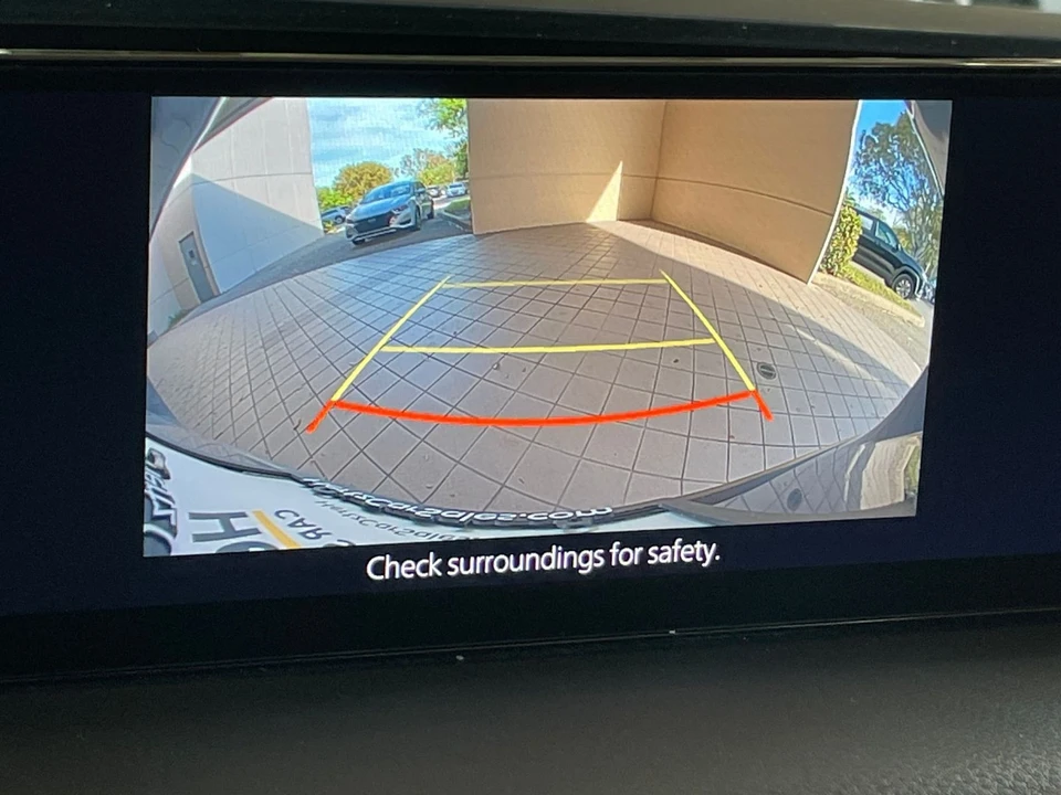 2025 Mazda CX-50 - Image 22 of 31