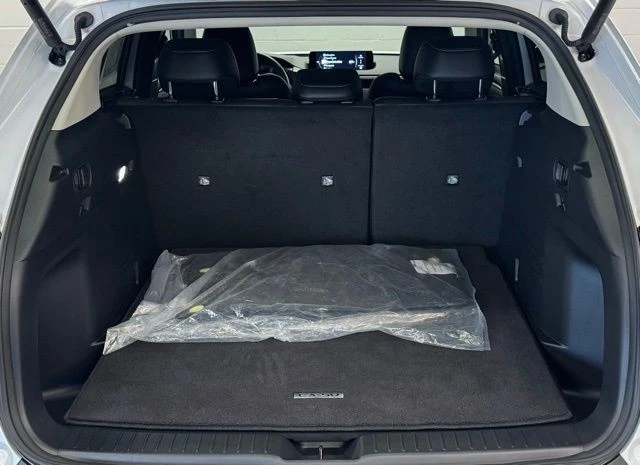 2025 Mazda CX-50 - Image 9 of 21