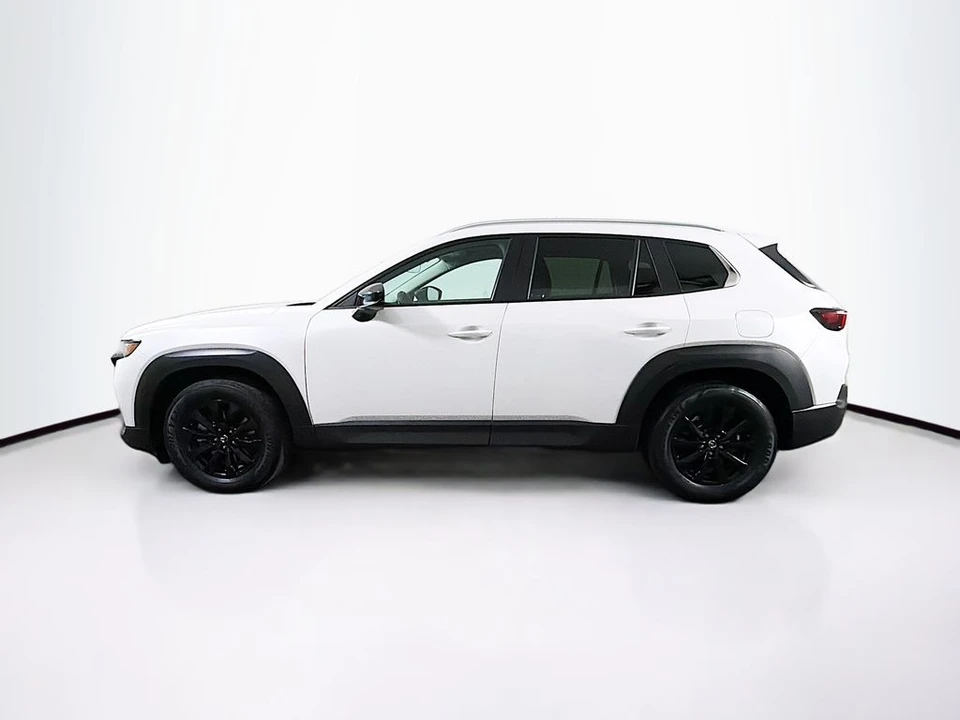 2025 Mazda CX-50 - Image 4 of 31