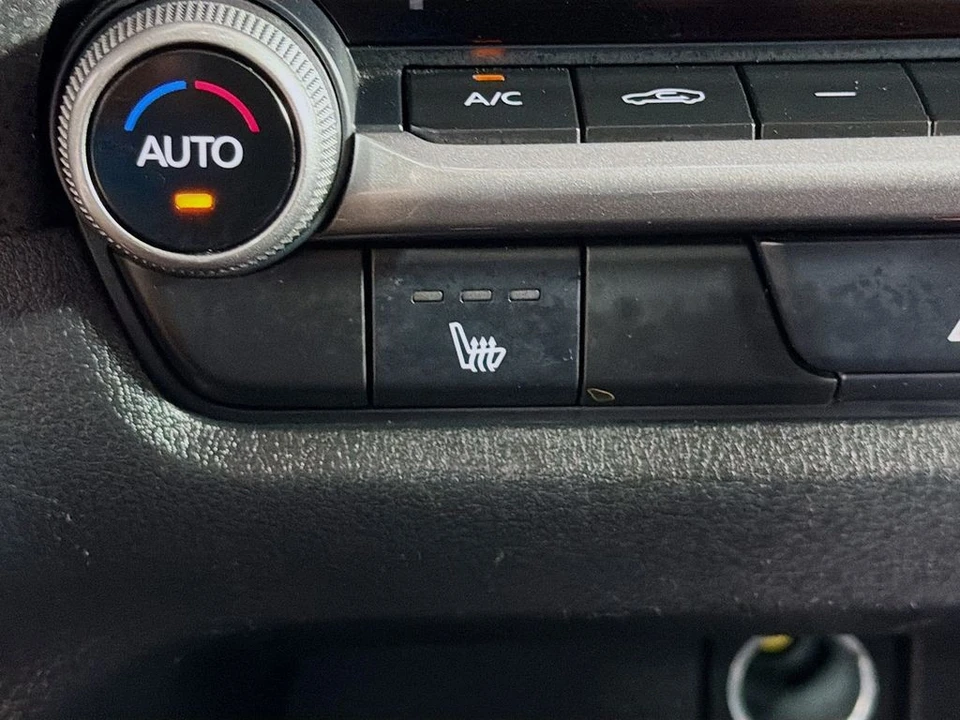 2025 Mazda CX-50 - Image 22 of 31