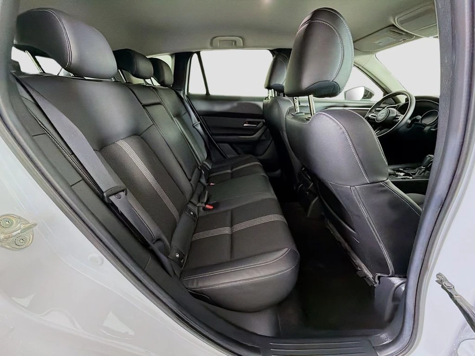 2025 Mazda CX-50 - Image 28 of 31