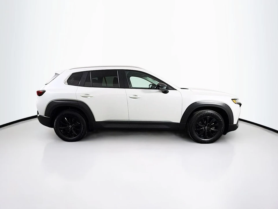 2025 Mazda CX-50 - Image 8 of 31