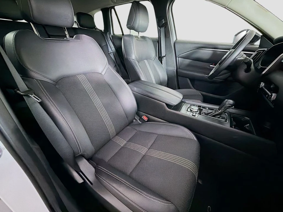 2025 Mazda CX-50 - Image 29 of 31