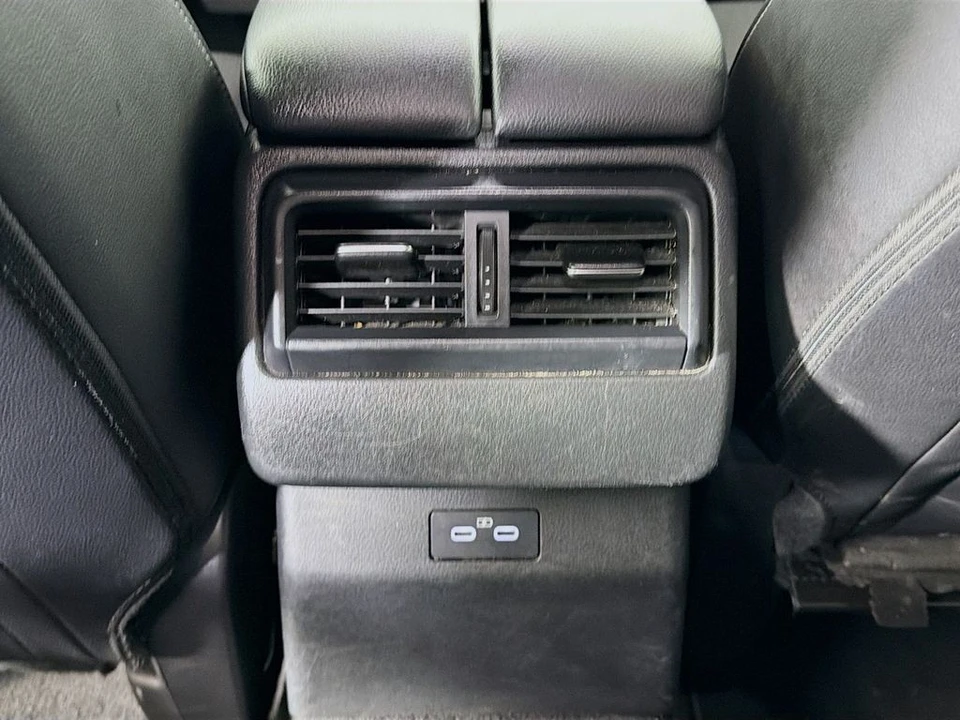 2025 Mazda CX-50 - Image 26 of 31
