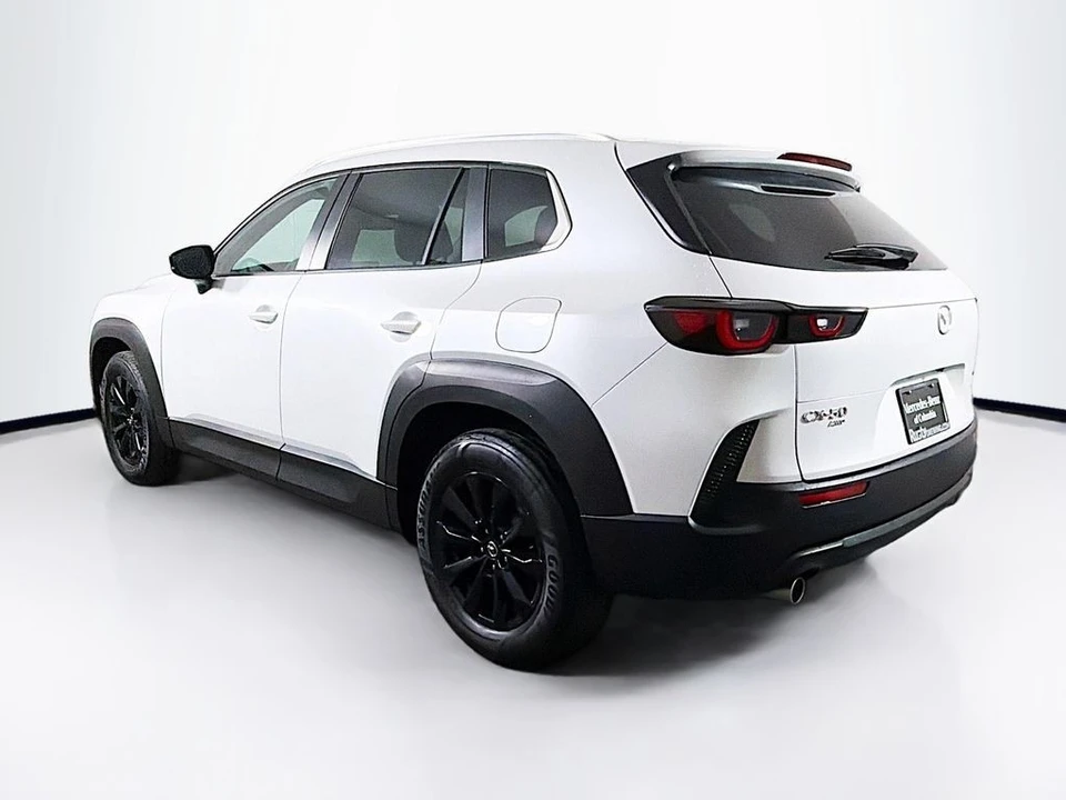 2025 Mazda CX-50 - Image 5 of 31