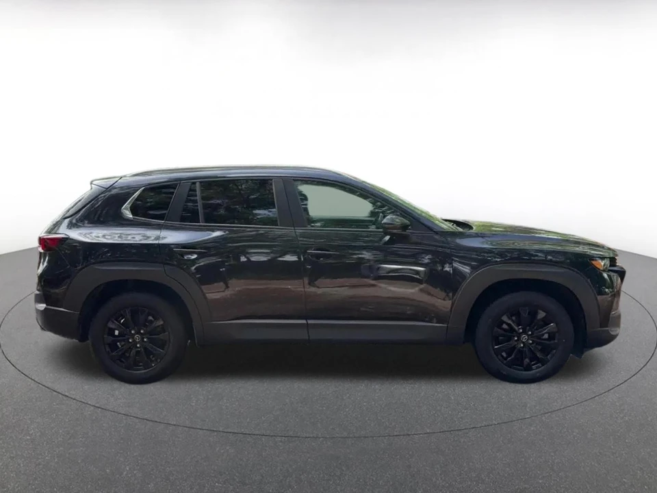 2025 Mazda CX-50 - Image 13 of 31