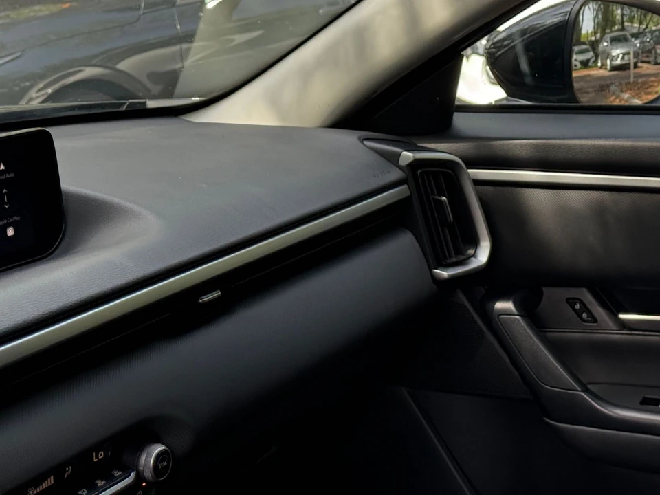 2025 Mazda CX-50 - Image 29 of 31