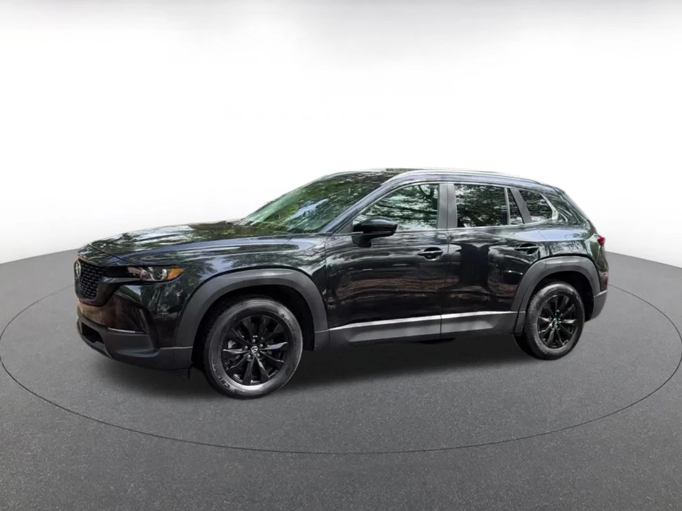 2025 Mazda CX-50 - Image 5 of 31