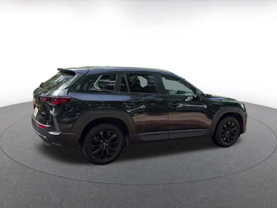 2025 Mazda CX-50 - Image 12 of 31
