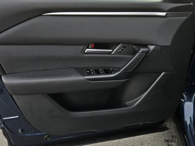 2025 Mazda CX-50 - Image 9 of 12
