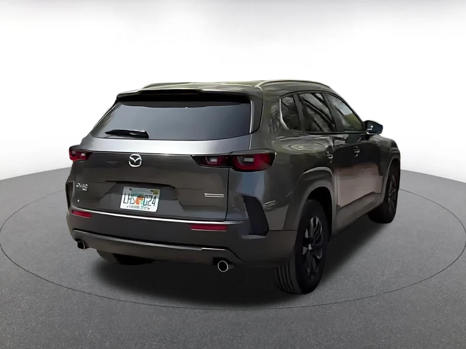 2025 Mazda CX-50 - Image 12 of 31