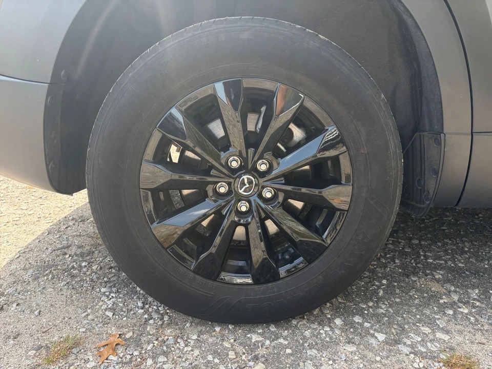 2025 Mazda CX-50 - Image 26 of 31