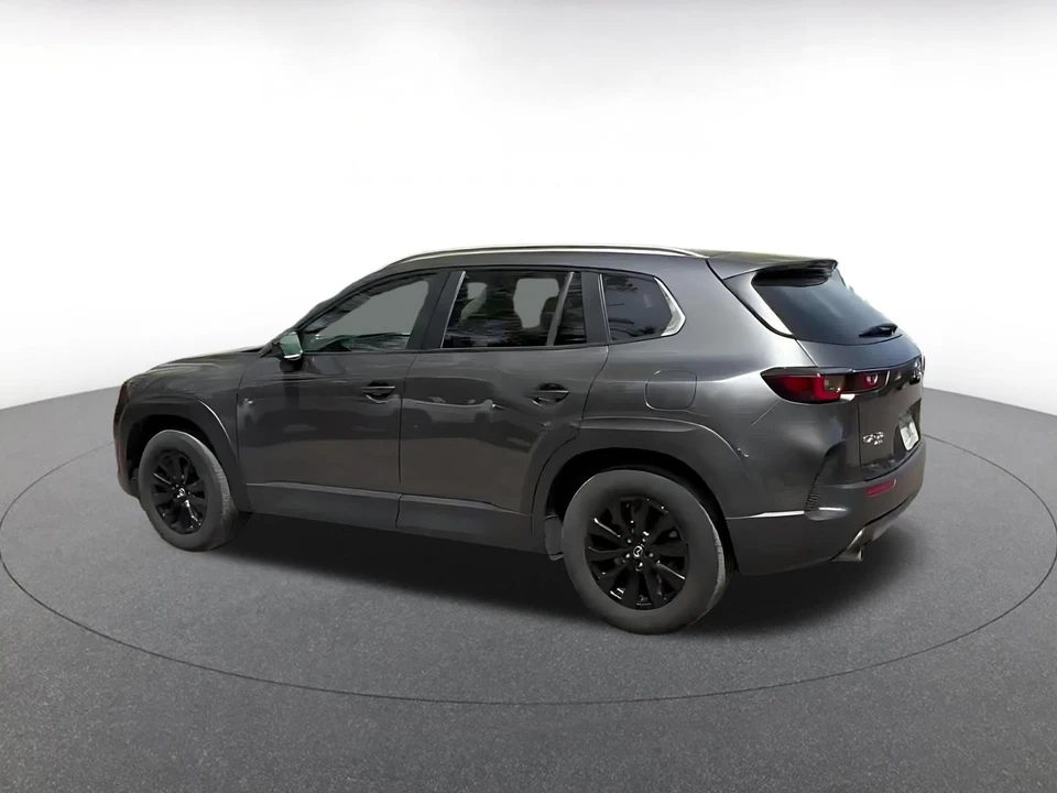 2025 Mazda CX-50 - Image 9 of 31