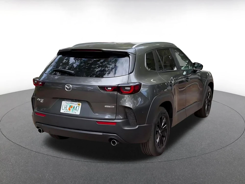 2025 Mazda CX-50 - Image 11 of 31