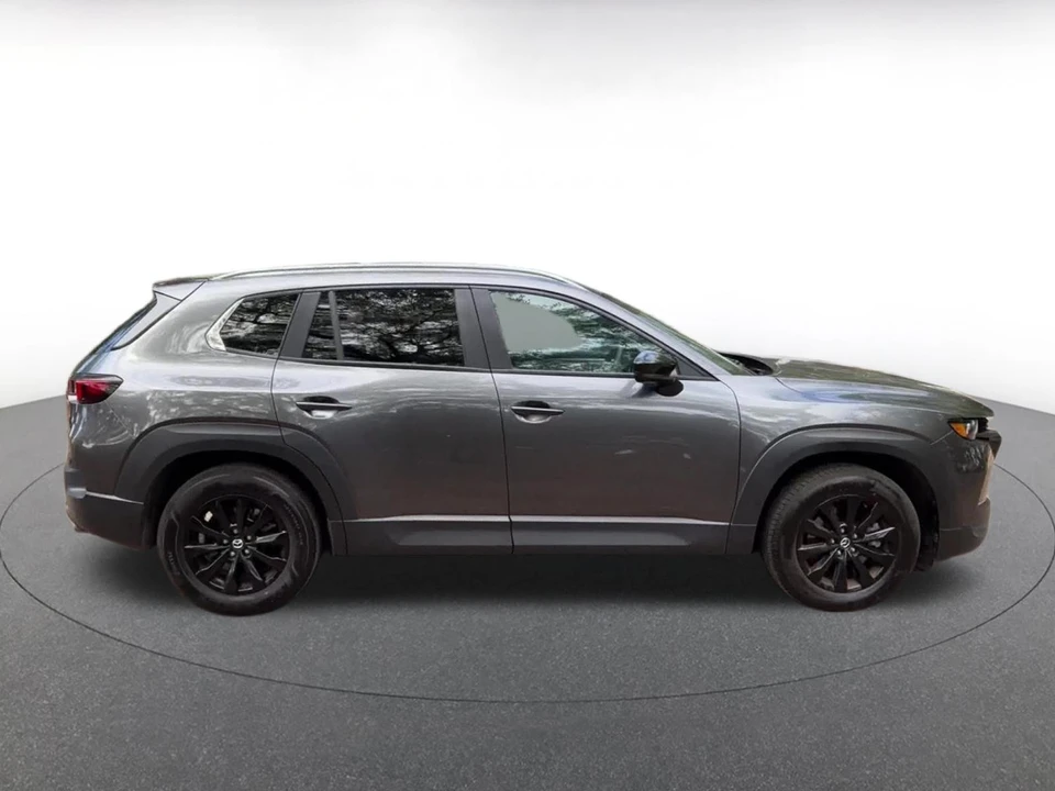 2025 Mazda CX-50 - Image 13 of 31