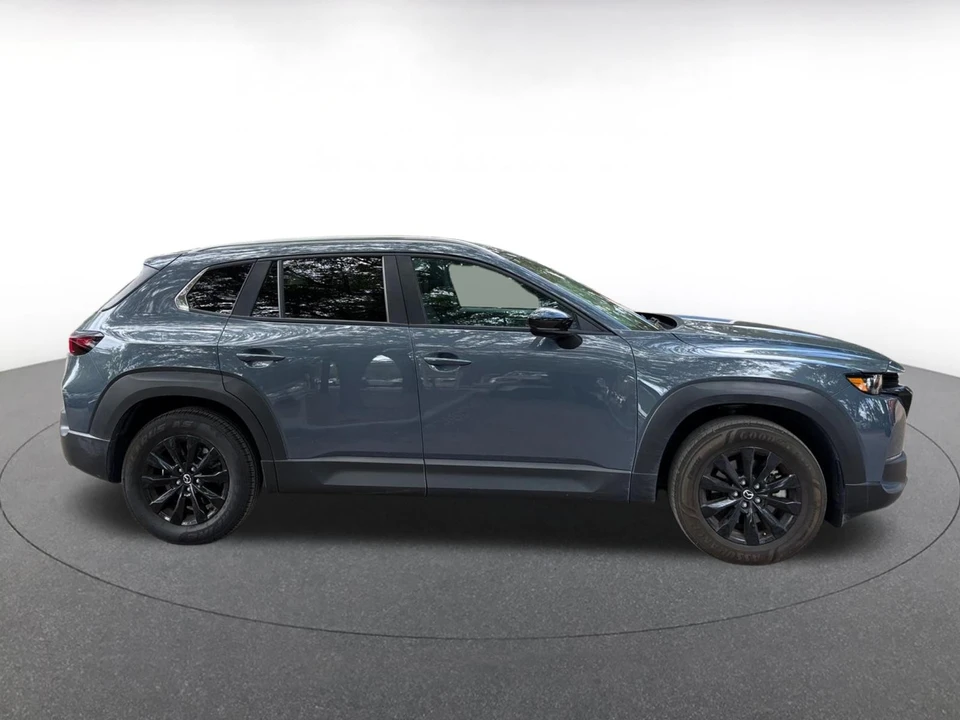 2025 Mazda CX-50 - Image 8 of 10
