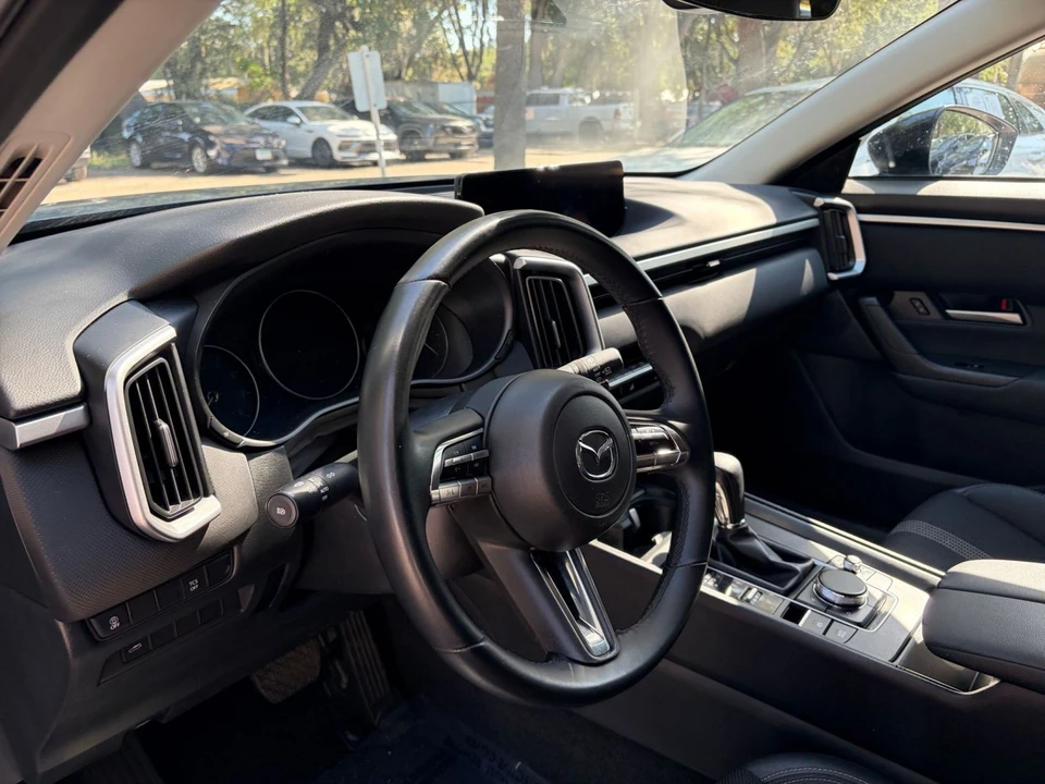 2025 Mazda CX-50 - Image 30 of 31