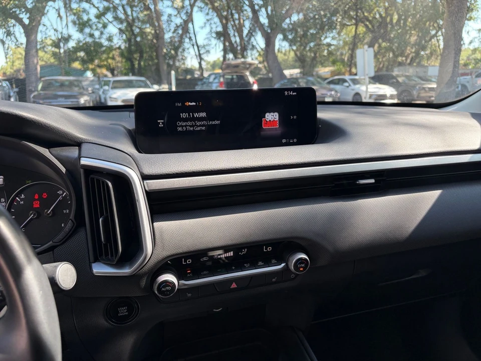 2025 Mazda CX-50 - Image 17 of 31