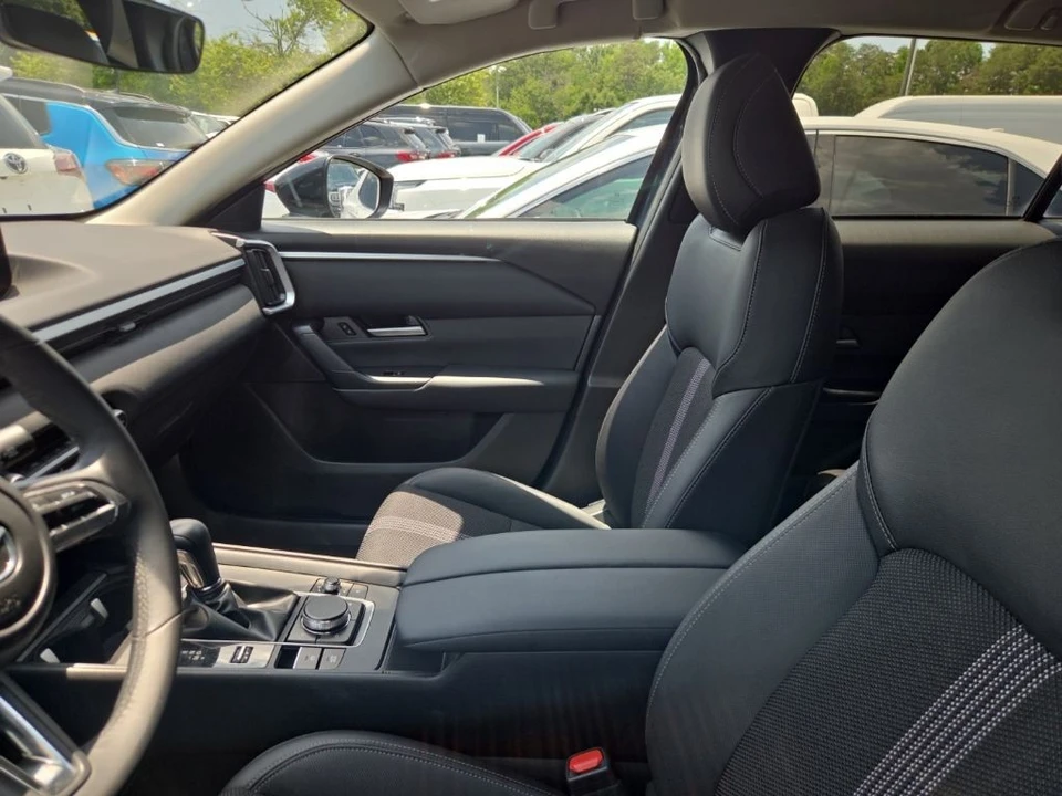 2025 Mazda CX-50 - Image 3 of 5