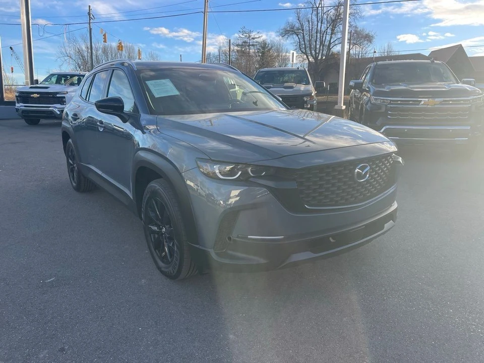 2025 Mazda CX-50 - Image 7 of 12