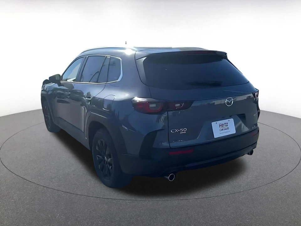2025 Mazda CX-50 - Image 9 of 31
