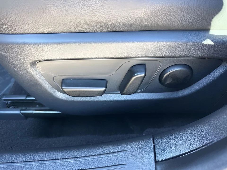 2025 Mazda CX-50 - Image 10 of 12