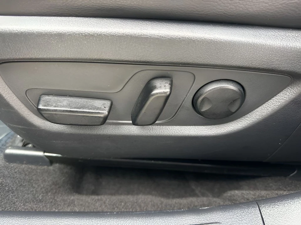2025 Mazda CX-50 - Image 10 of 12