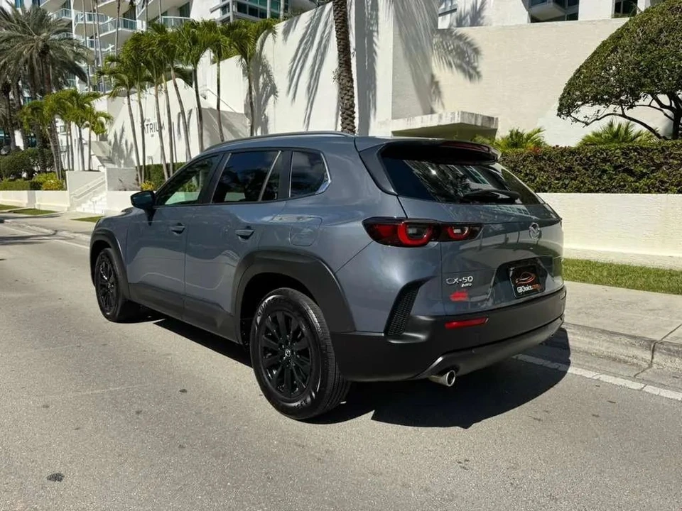 2025 Mazda CX-50 - Image 5 of 12