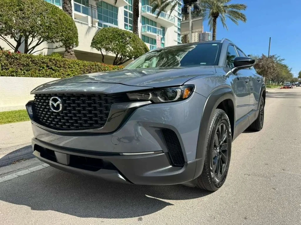 2025 Mazda CX-50 - Image 9 of 12