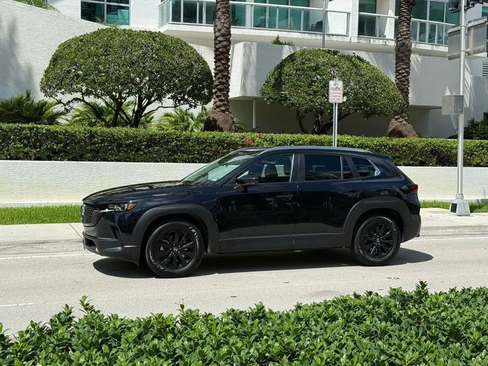 2025 Mazda CX-50 - Image 10 of 12