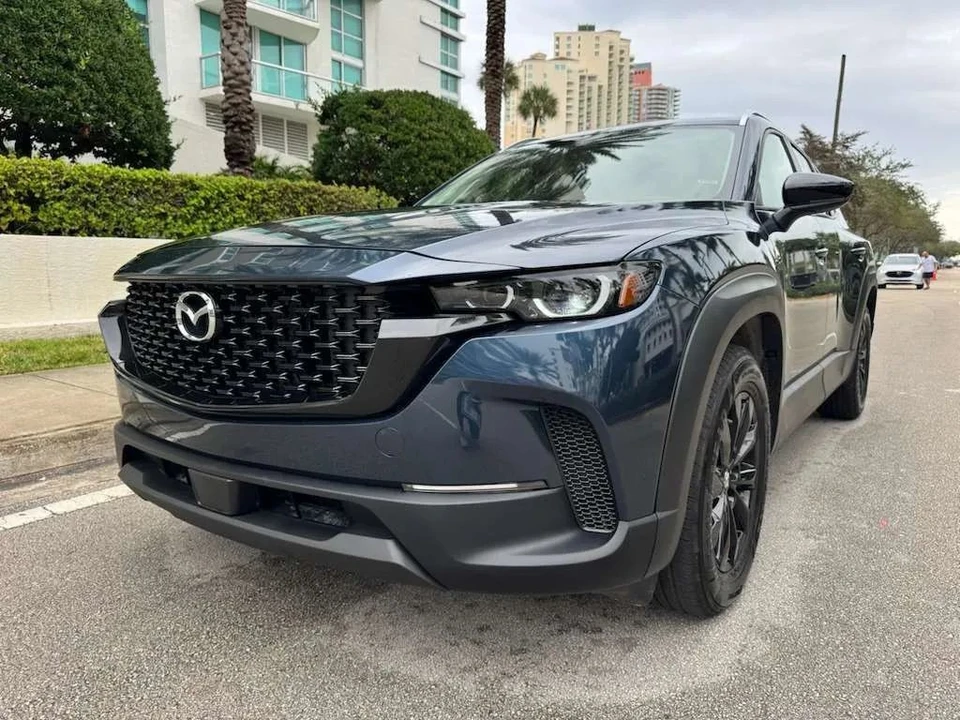 2025 Mazda CX-50 - Image 9 of 12