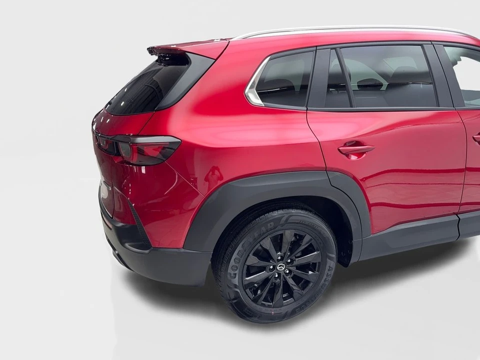 2025 Mazda CX-50 - Image 16 of 31