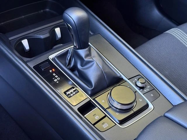 2025 Mazda CX-50 - Image 14 of 31