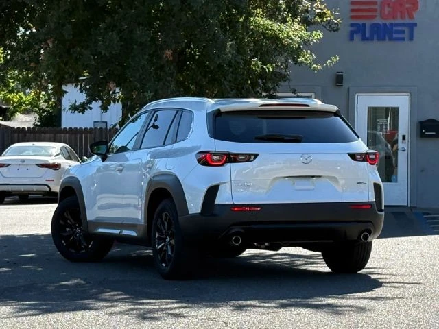 2025 Mazda CX-50 - Image 7 of 31