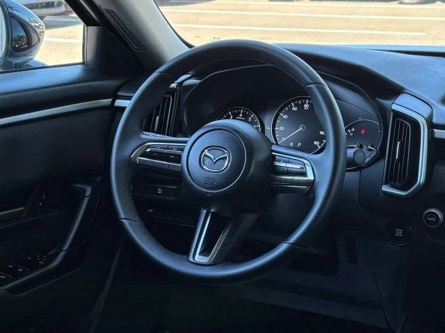 2025 Mazda CX-50 - Image 23 of 31