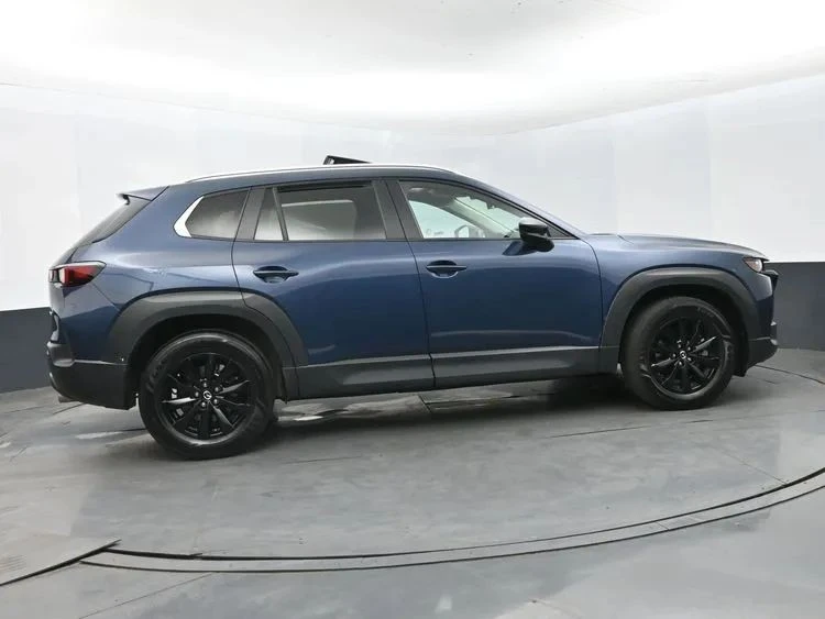 2025 Mazda CX-50 - Image 4 of 12