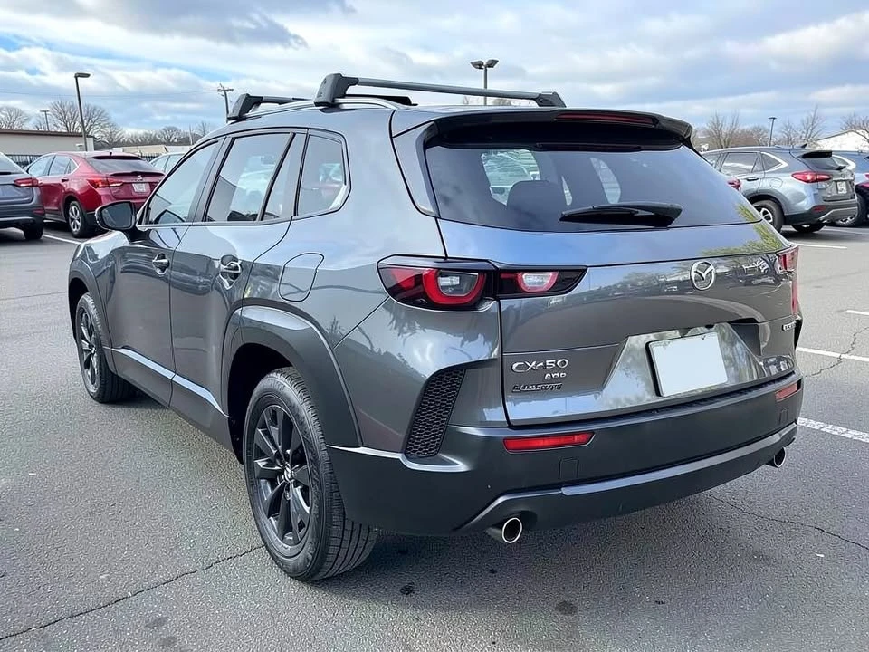 2025 Mazda CX-50 - Image 5 of 19