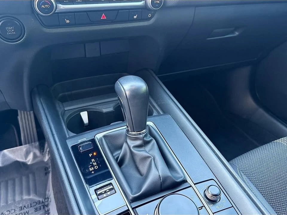 2025 Mazda CX-50 - Image 14 of 19