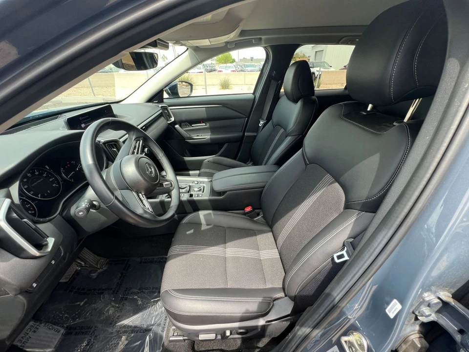 2025 Mazda CX-50 - Image 23 of 31