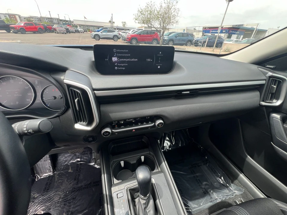 2025 Mazda CX-50 - Image 14 of 31