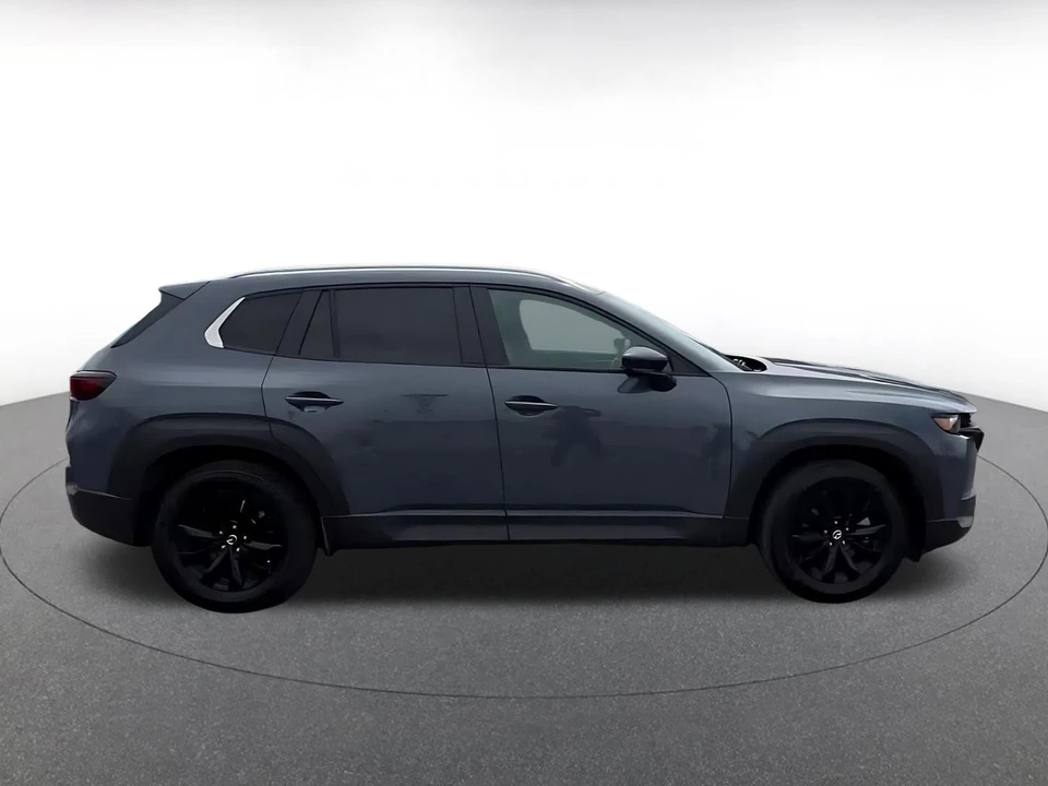 2025 Mazda CX-50 - Image 13 of 31