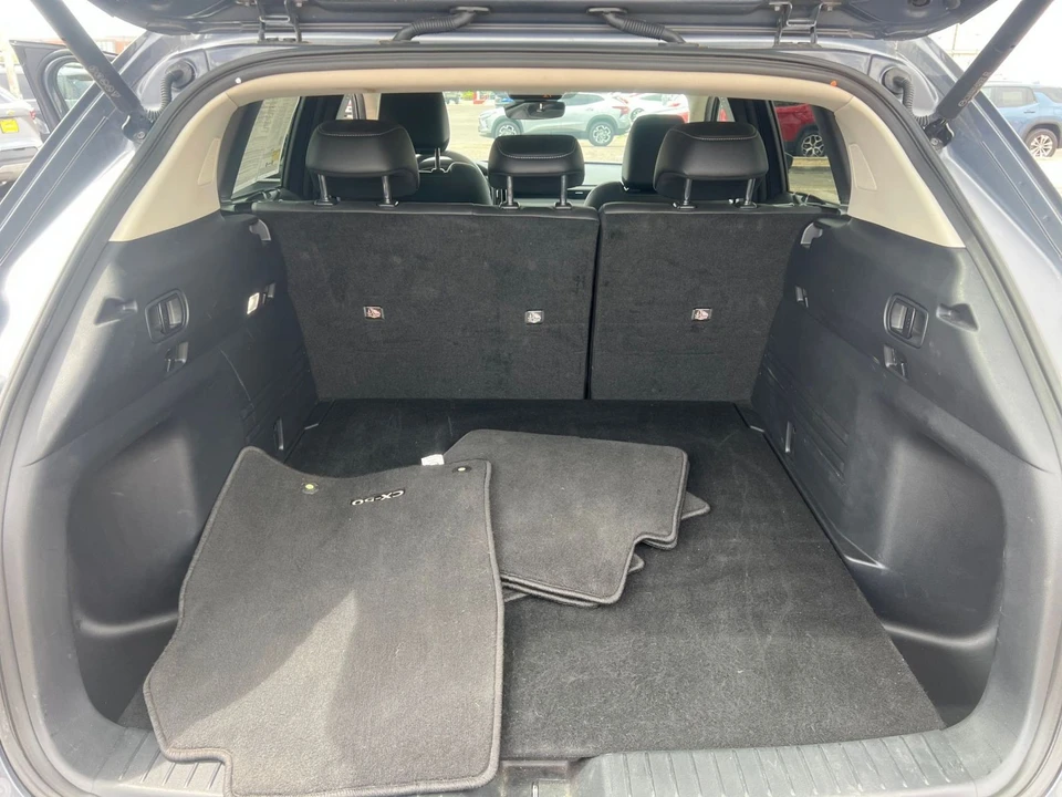 2025 Mazda CX-50 - Image 27 of 31