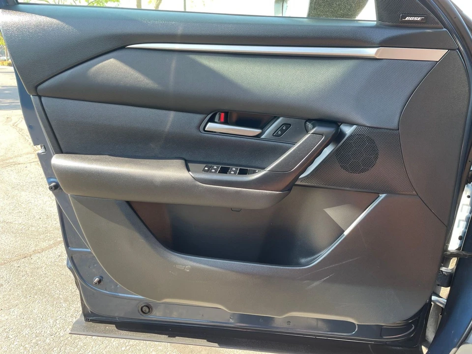 2025 Mazda CX-50 - Image 17 of 31