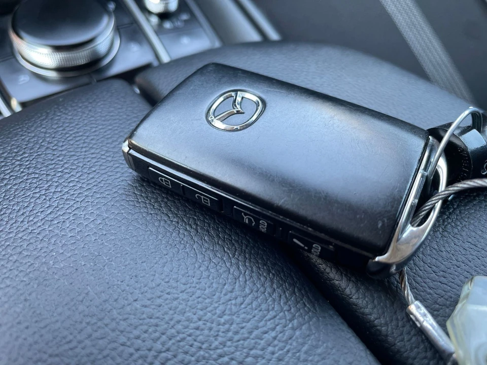 2025 Mazda CX-50 - Image 19 of 31